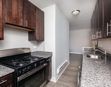701 W Brompton - Photo Thumbnail 8