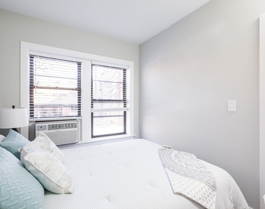 701 W Brompton - Photo Thumbnail 12