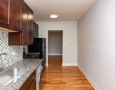 545 Chestnut St - Photo Thumbnail 12