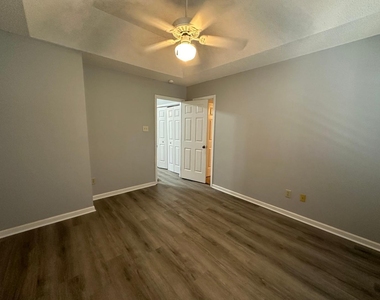 4506 Still Pines Drive - Photo Thumbnail 8