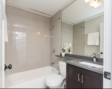 530 W Surf - Photo Thumbnail 9