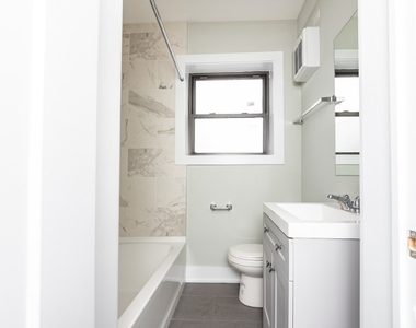 485 Roger Williams Ave - Photo Thumbnail 7
