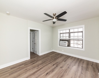 485 Roger Williams Ave - Photo Thumbnail 2