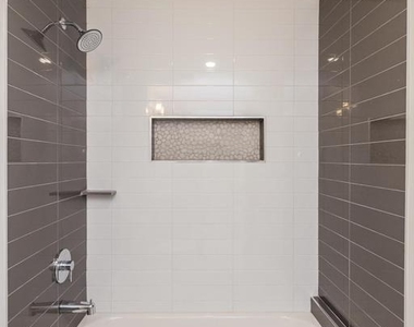 1724 N Marshall Street - Photo Thumbnail 11