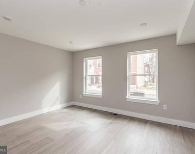 1724 N Marshall Street - Photo Thumbnail 13