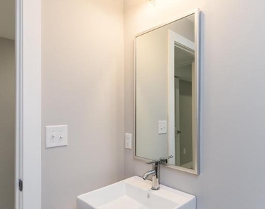 1724 N Marshall Street - Photo Thumbnail 22