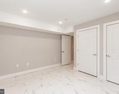 1724 N Marshall Street - Photo Thumbnail 24