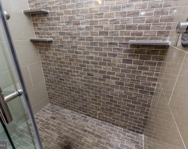 1724 N Marshall Street - Photo Thumbnail 21