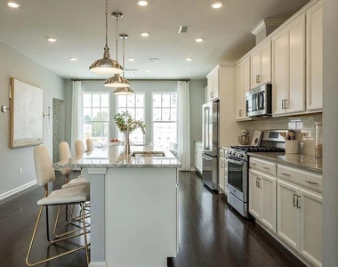 1109 Falling Rock Place - Photo Thumbnail 7