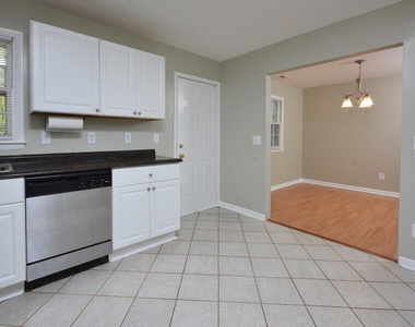 119 Monterey Lane - Photo Thumbnail 13