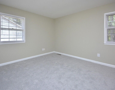119 Monterey Lane - Photo Thumbnail 20
