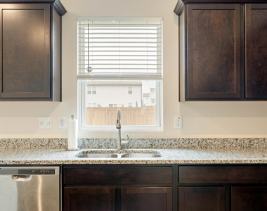 1532 Justice Union Court - Photo Thumbnail 7