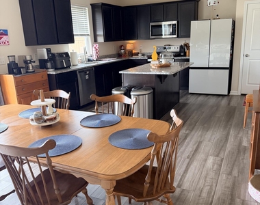 1532 Justice Union Court - Photo Thumbnail 2