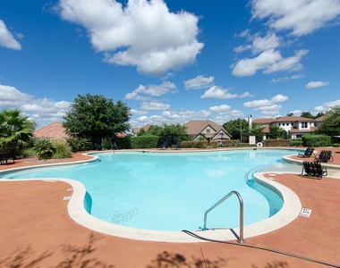 12205 Terraza Cir - Photo Thumbnail 27