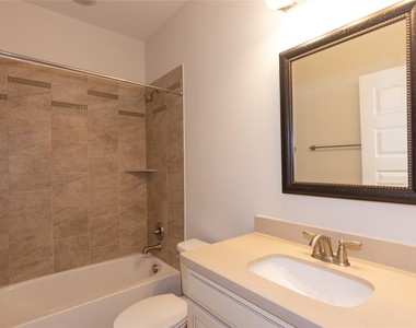 12205 Terraza Cir - Photo Thumbnail 19
