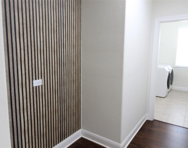 5800 Viejo Dr - Photo Thumbnail 21