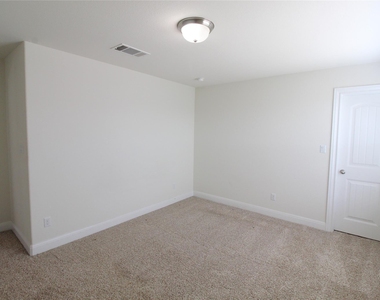 5800 Viejo Dr - Photo Thumbnail 29