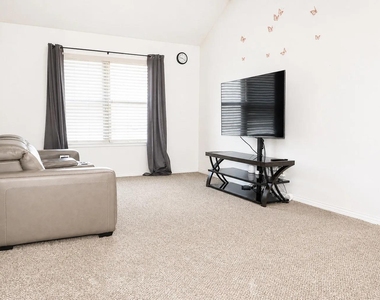 20804 Snow Bunting Ln - Photo Thumbnail 27