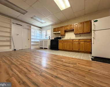6435 Market Street - Photo Thumbnail 8