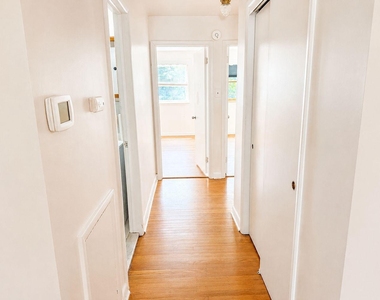 7818 Merion Avenue - Photo Thumbnail 3