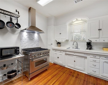1604 S Main St - Photo Thumbnail 13