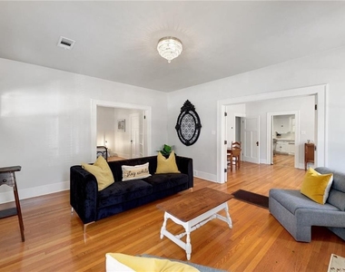 1604 S Main St - Photo Thumbnail 14