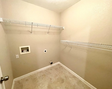 228 Chandler Crossing Trl - Photo Thumbnail 19