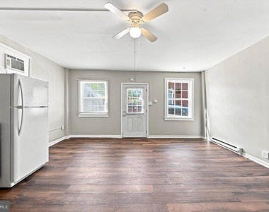 571 Olive Street - Photo Thumbnail 13