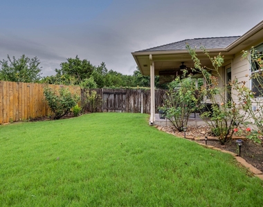 1301 Rimstone Dr - Photo Thumbnail 19