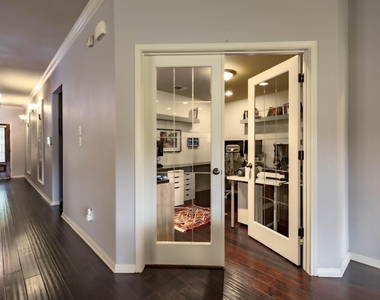 1301 Rimstone Dr - Photo Thumbnail 15