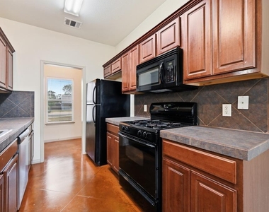 6015 Ponca St - Photo Thumbnail 12