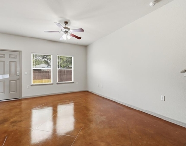 6015 Ponca St - Photo Thumbnail 5