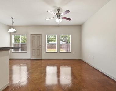 6015 Ponca St - Photo Thumbnail 6