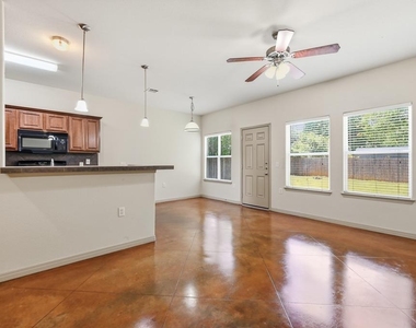 6015 Ponca St - Photo Thumbnail 7