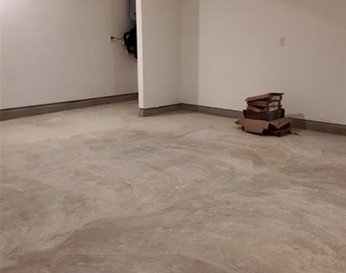 1812 Lorant Ln - Photo Thumbnail 22