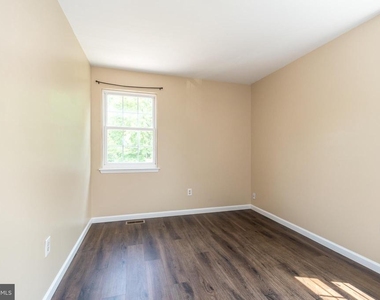 40 Pearl Drive - Photo Thumbnail 21