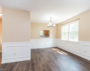 40 Pearl Drive - Photo Thumbnail 1