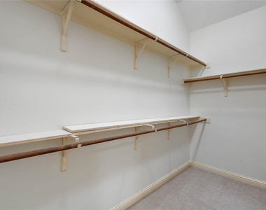 419 Atlanta Park Dr - Photo Thumbnail 32
