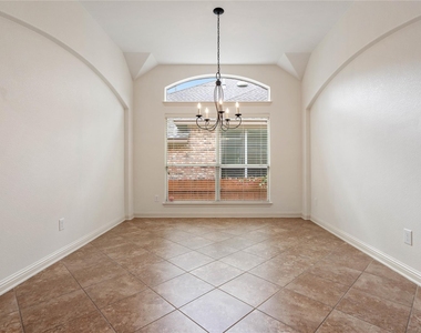419 Atlanta Park Dr - Photo Thumbnail 6