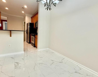 40 Truman Avenue - Photo Thumbnail 10