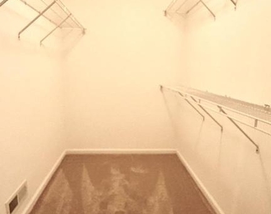 40 Truman Avenue - Photo Thumbnail 25