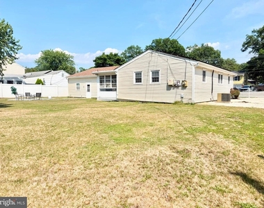 104 Nautilus Drive - Photo Thumbnail 21