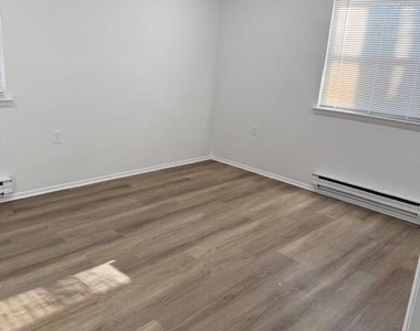 16 Ivy Ct - Photo Thumbnail 13