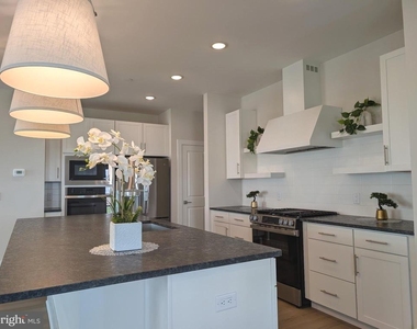 2906 Justin Drive - Photo Thumbnail 15