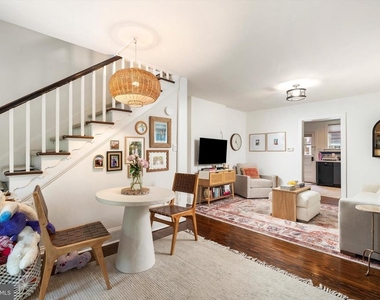 43 Spruce - Photo Thumbnail 4