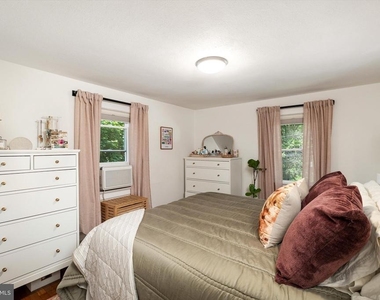 43 Spruce - Photo Thumbnail 15