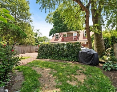 43 Spruce - Photo Thumbnail 22