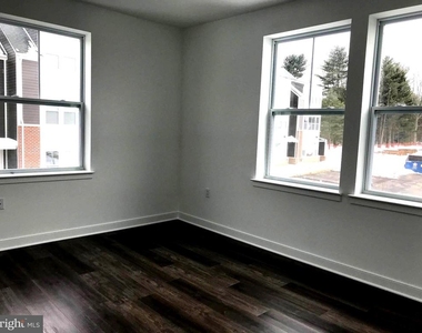 43 Princeton Hightstown Rd - Photo Thumbnail 6