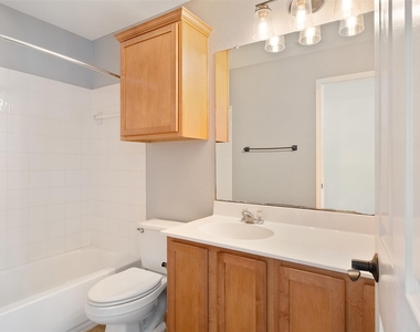 11100 Los Comancheros Rd - Photo Thumbnail 16
