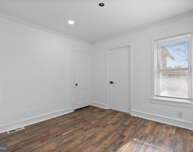 302 N Main Street - Photo Thumbnail 14